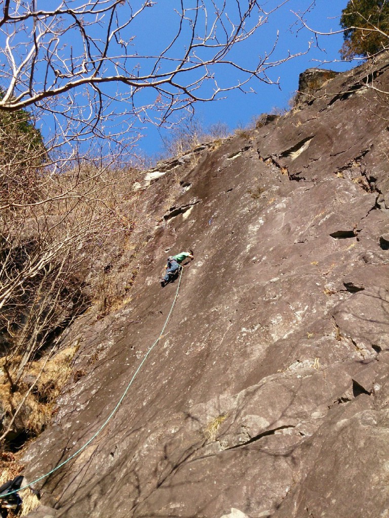 イプシロンは下部のみで5.10c（上部は5.13a）