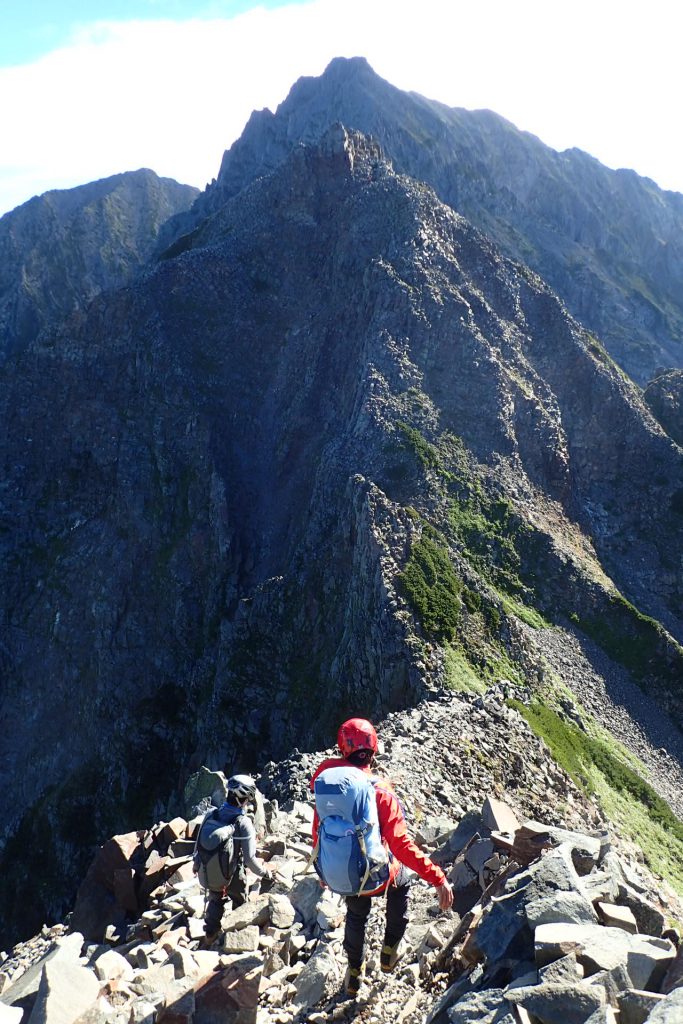 奥穂高岳まで続く長い稜線